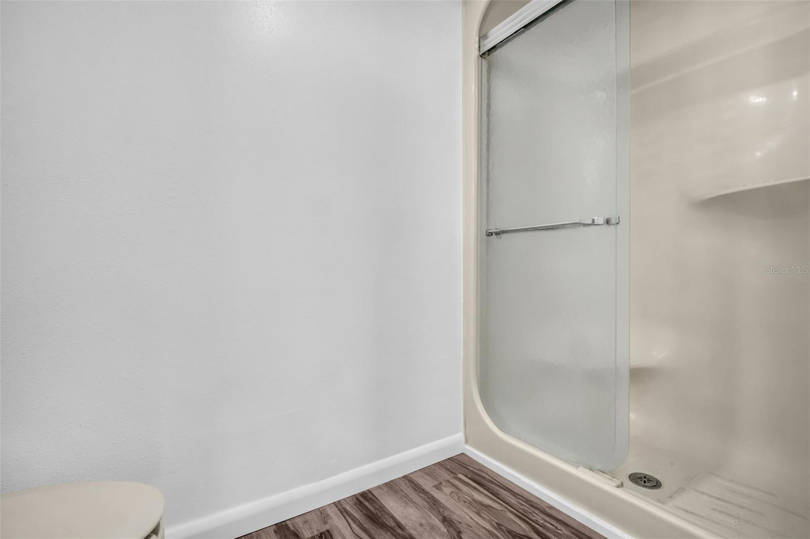 VIEWPOINT-ON-THE-BAY CONDO - Residential