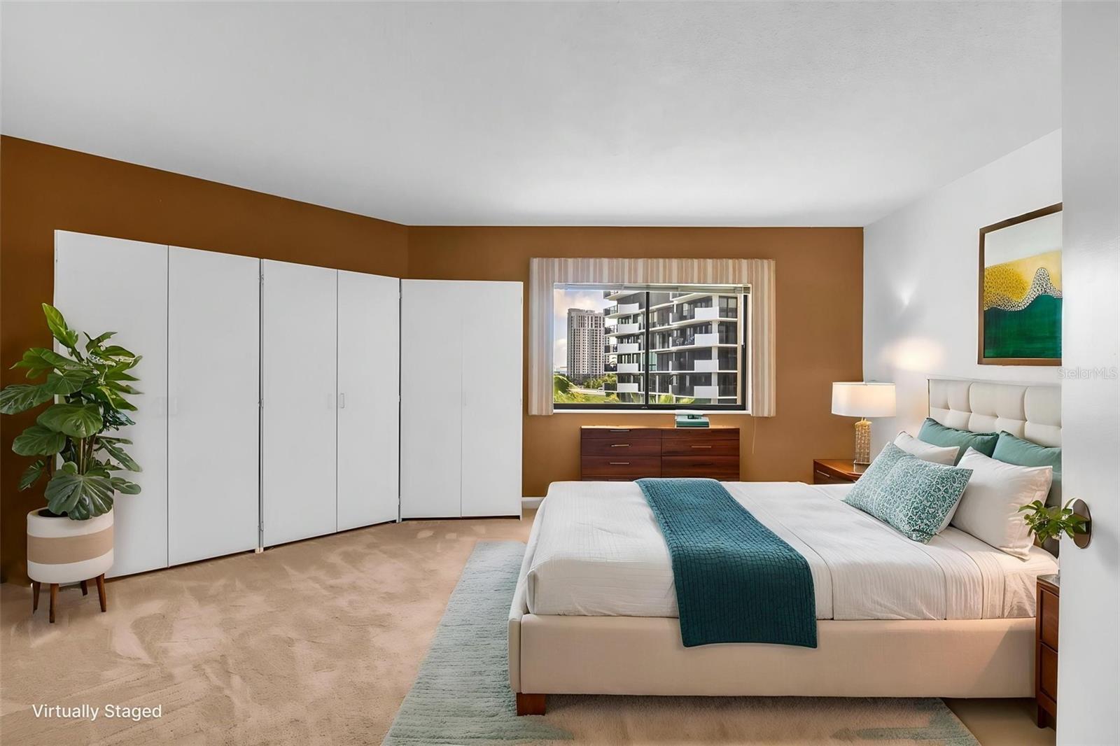 VIEWPOINT-ON-THE-BAY CONDO - Residential