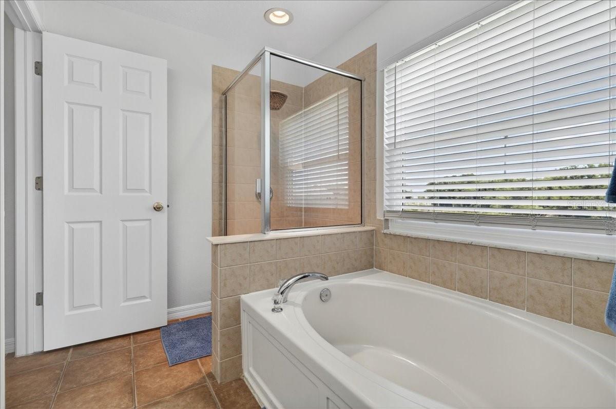 TOWNHOMES OF BAY PORT COLONY - Residential