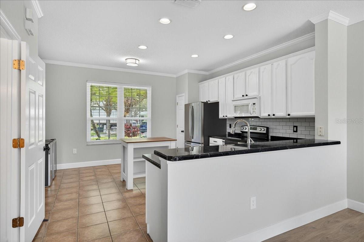 TOWNHOMES OF BAY PORT COLONY - Residential