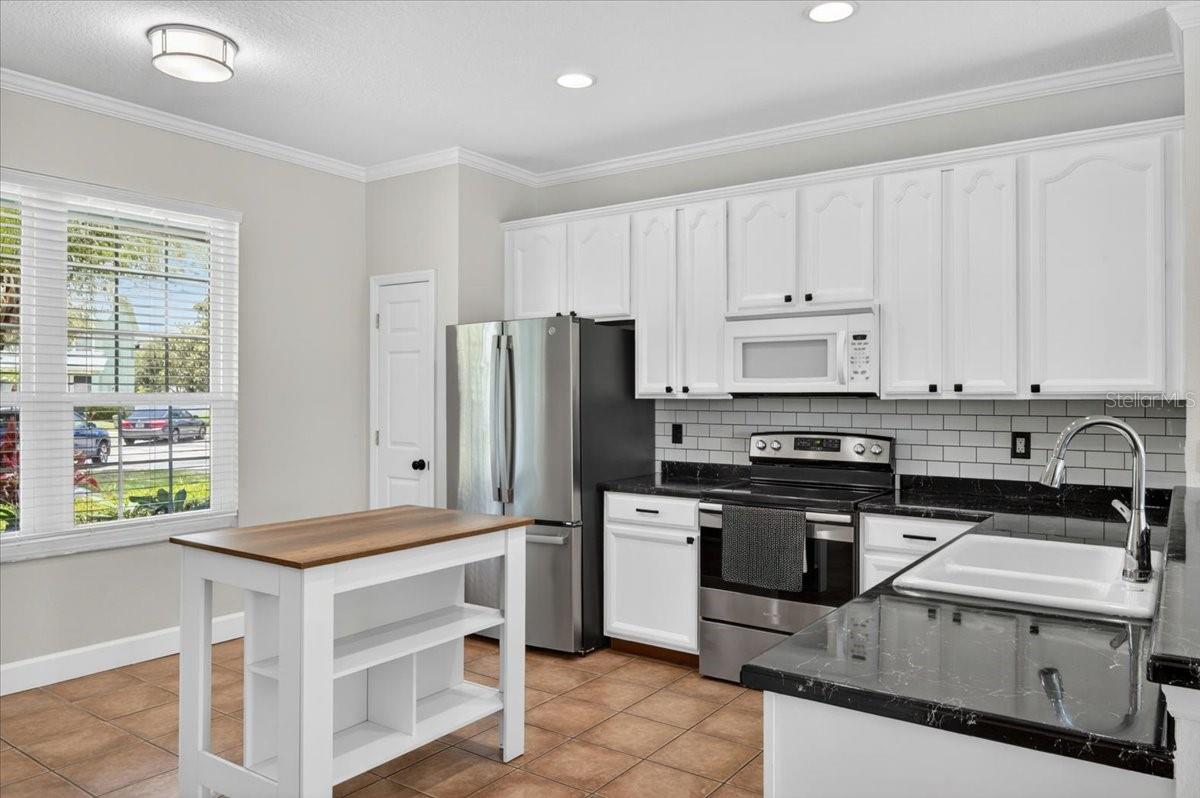 TOWNHOMES OF BAY PORT COLONY - Residential