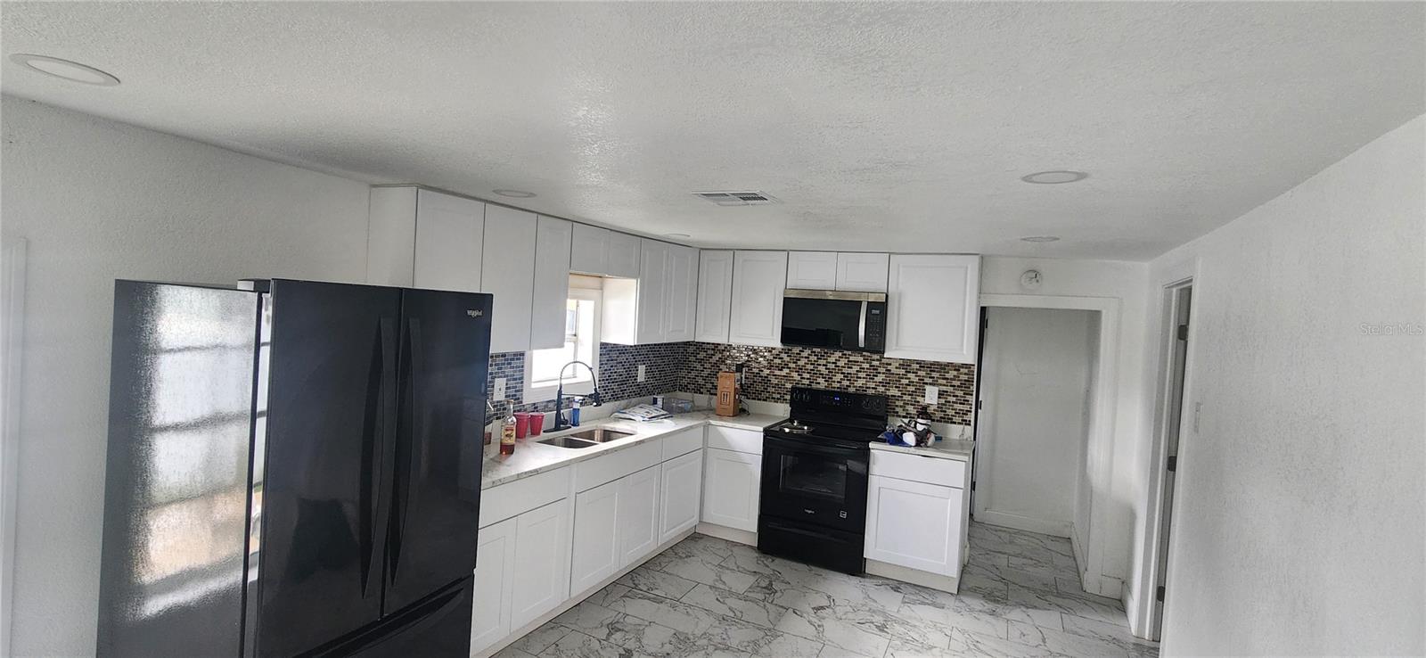 ENGLEWOOD EASTERN POR - Commercial Sale