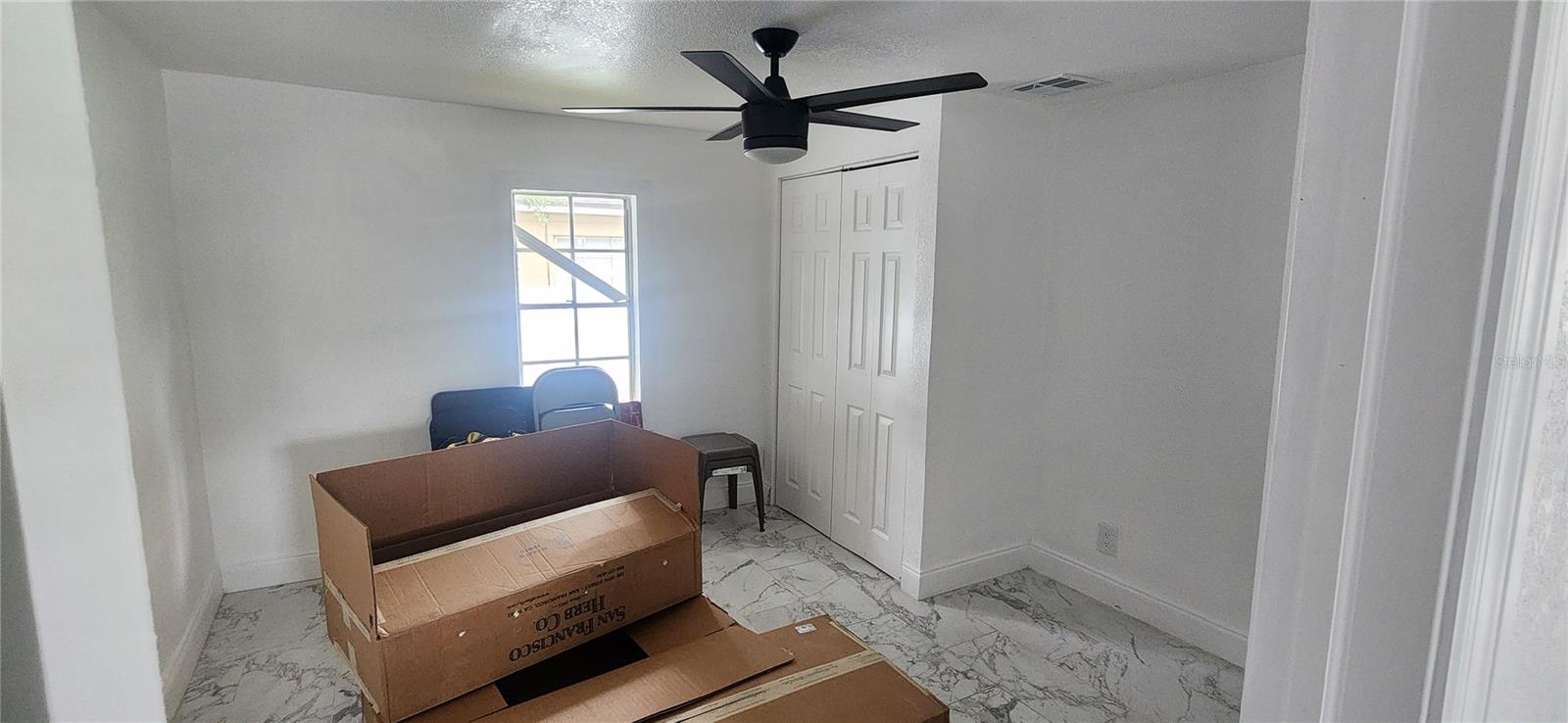 ENGLEWOOD EASTERN POR - Commercial Sale