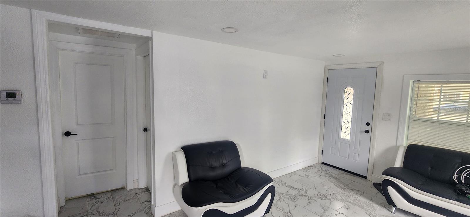 ENGLEWOOD EASTERN POR - Commercial Sale
