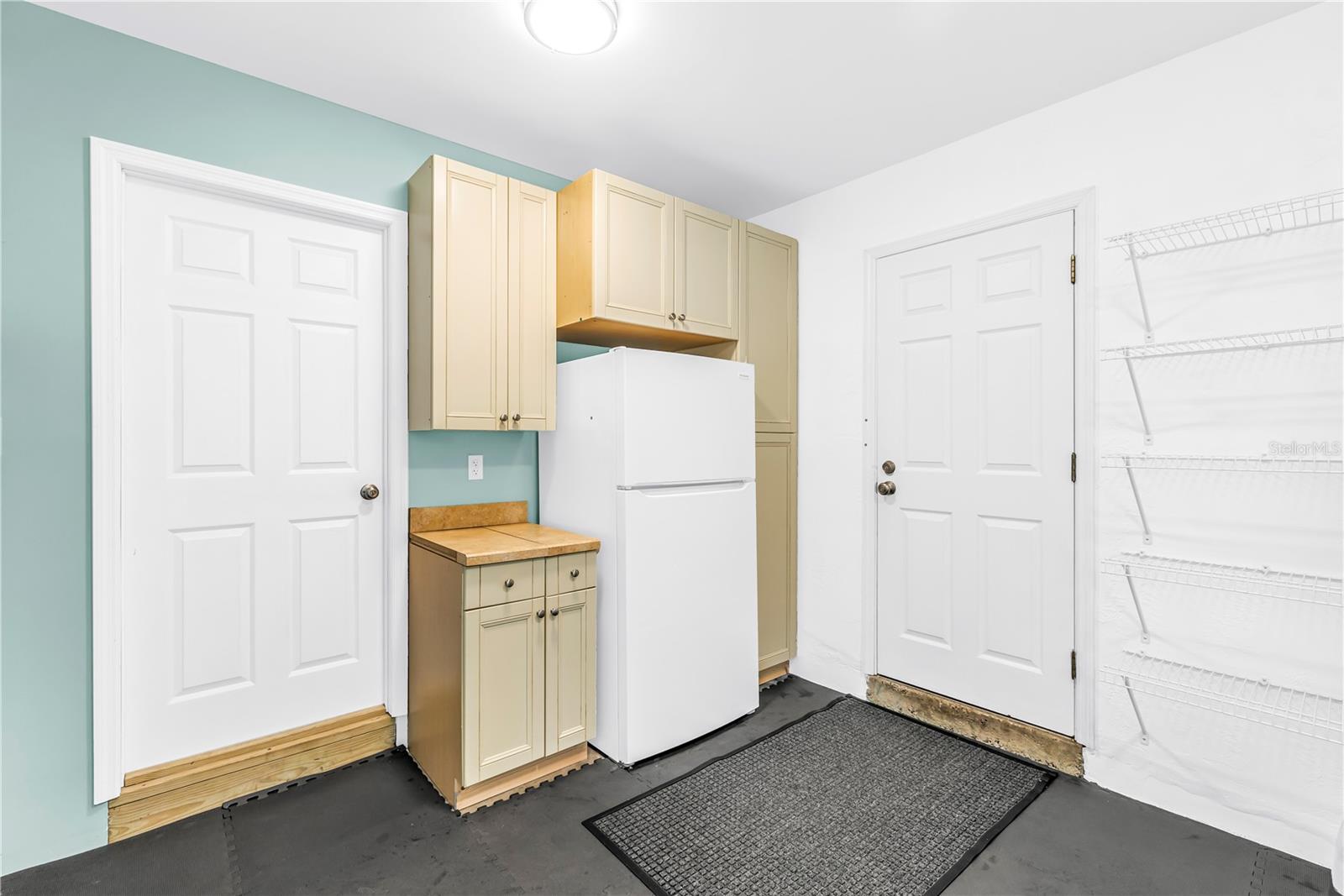 SNELL SHORES - Residential
