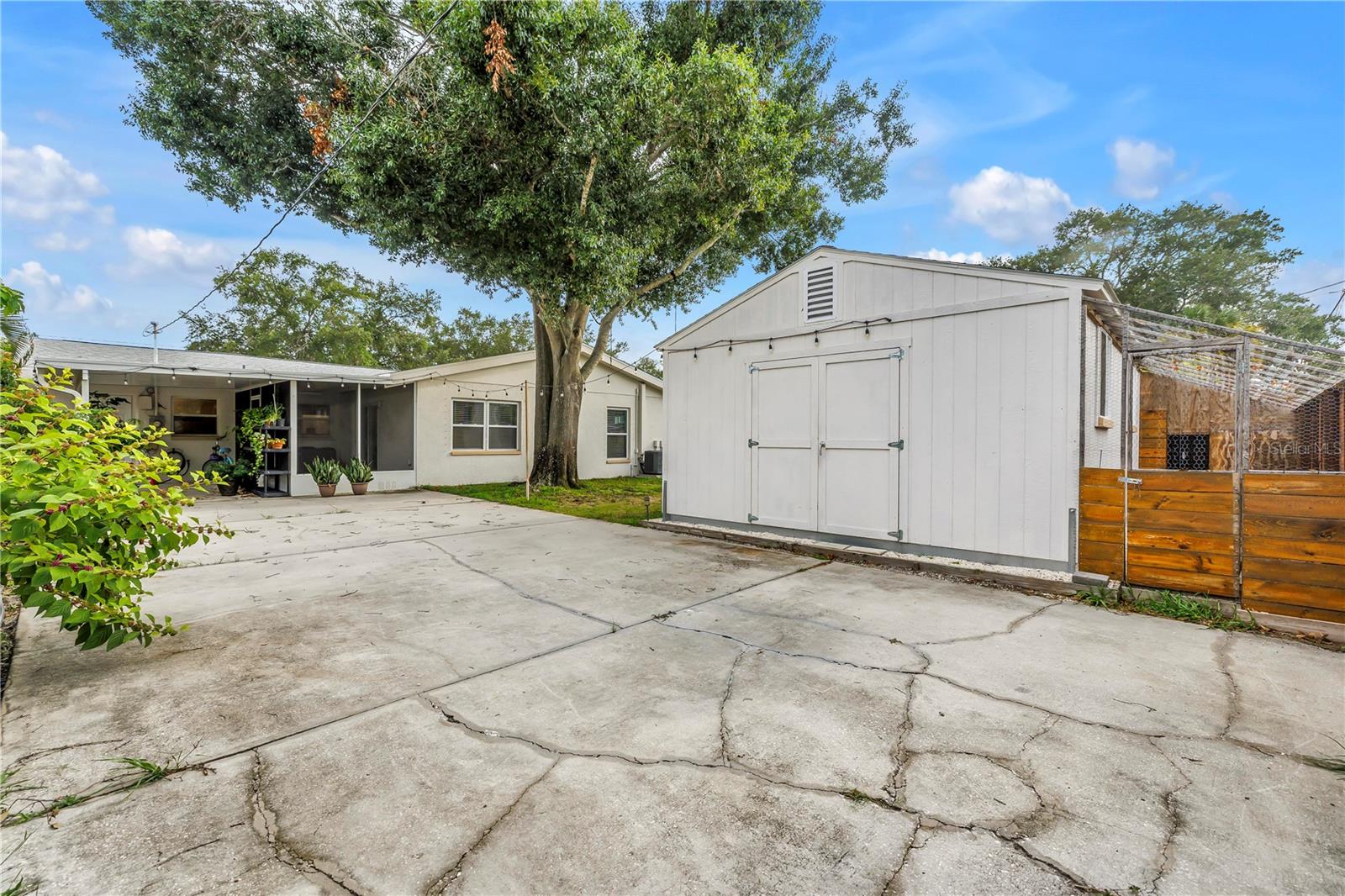 SNELL SHORES - Residential