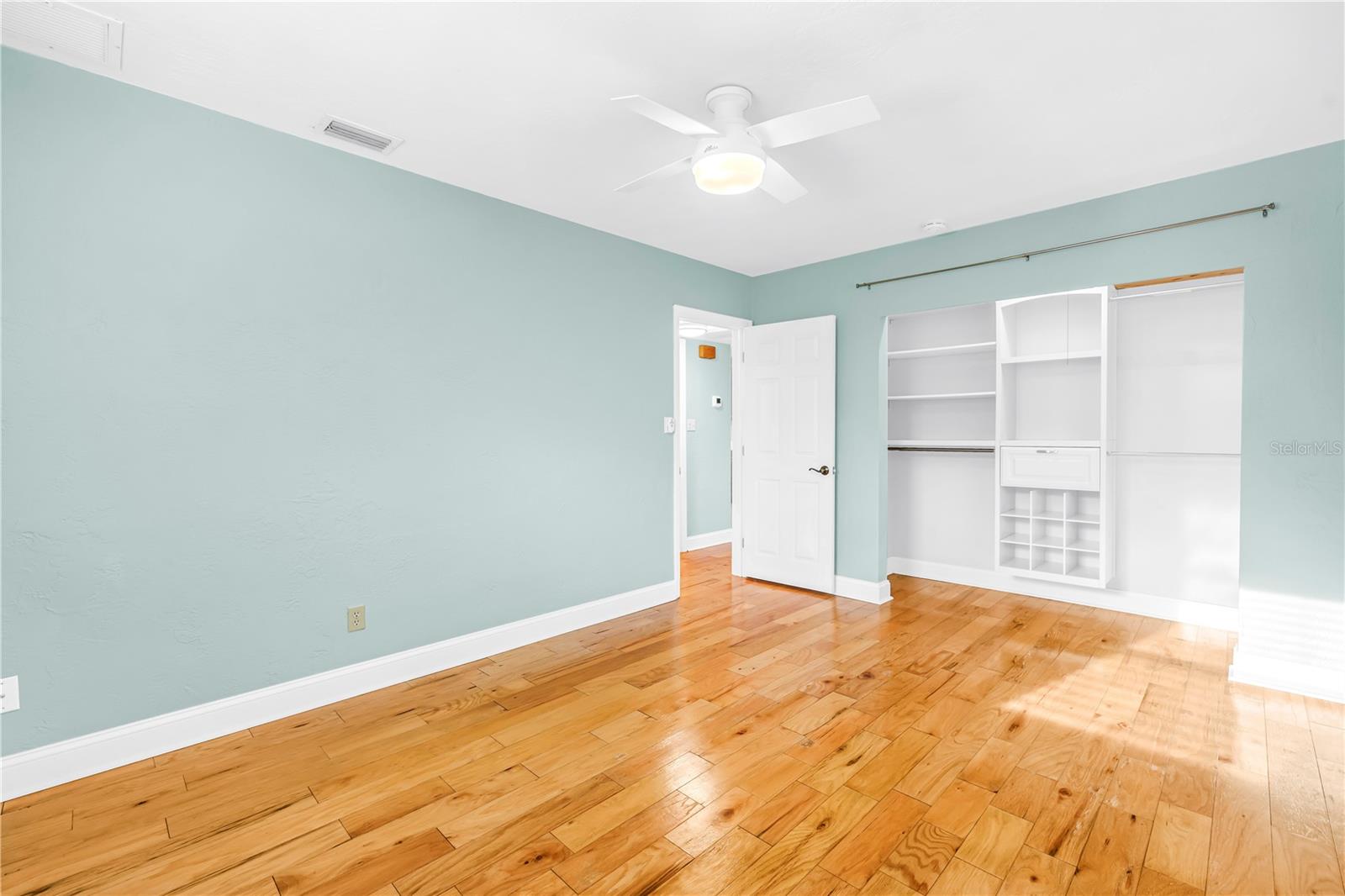 SNELL SHORES - Residential