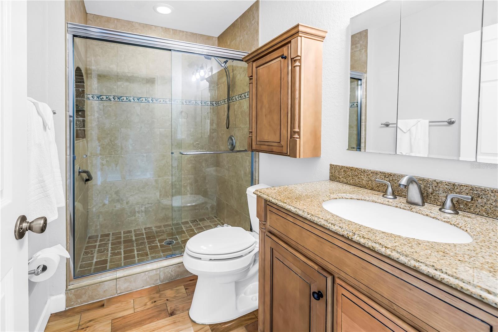 SNELL SHORES - Residential