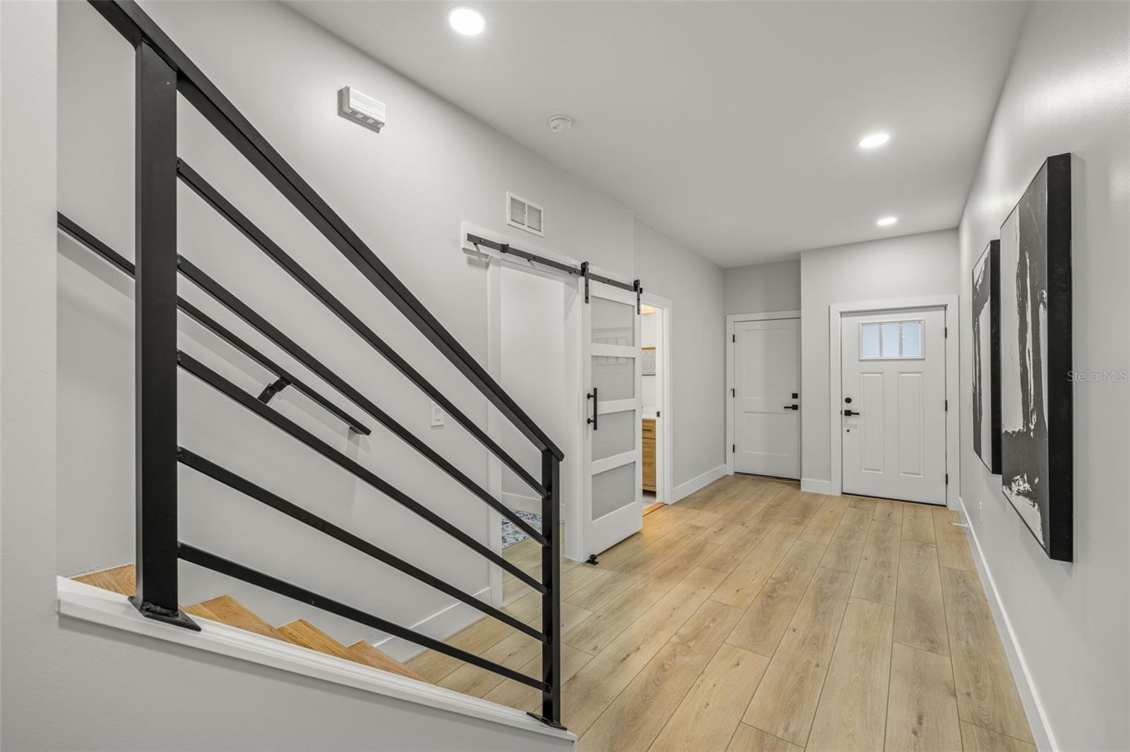 WESTSHORE PALMS - Residential