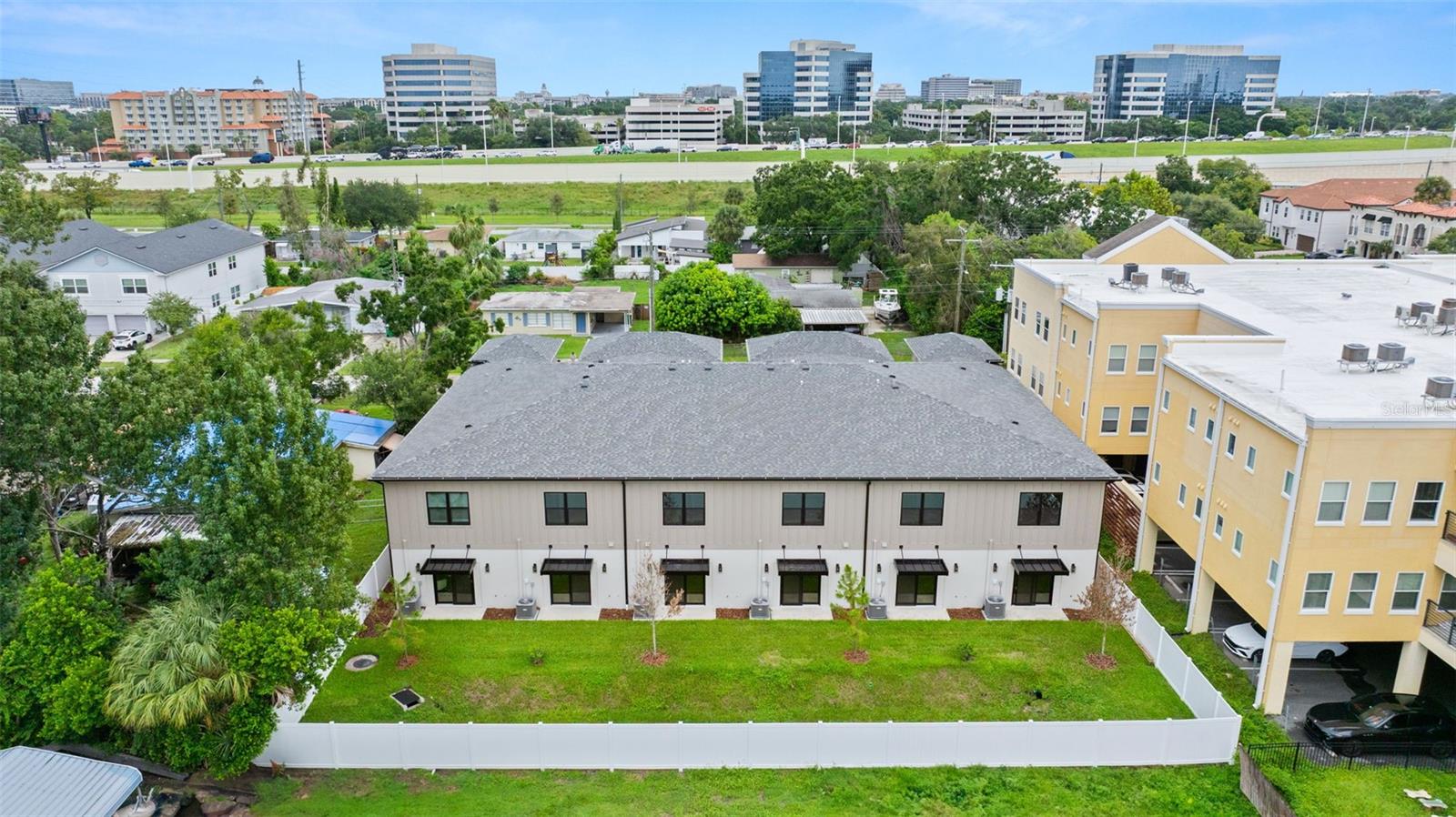 WESTSHORE PALMS - Residential