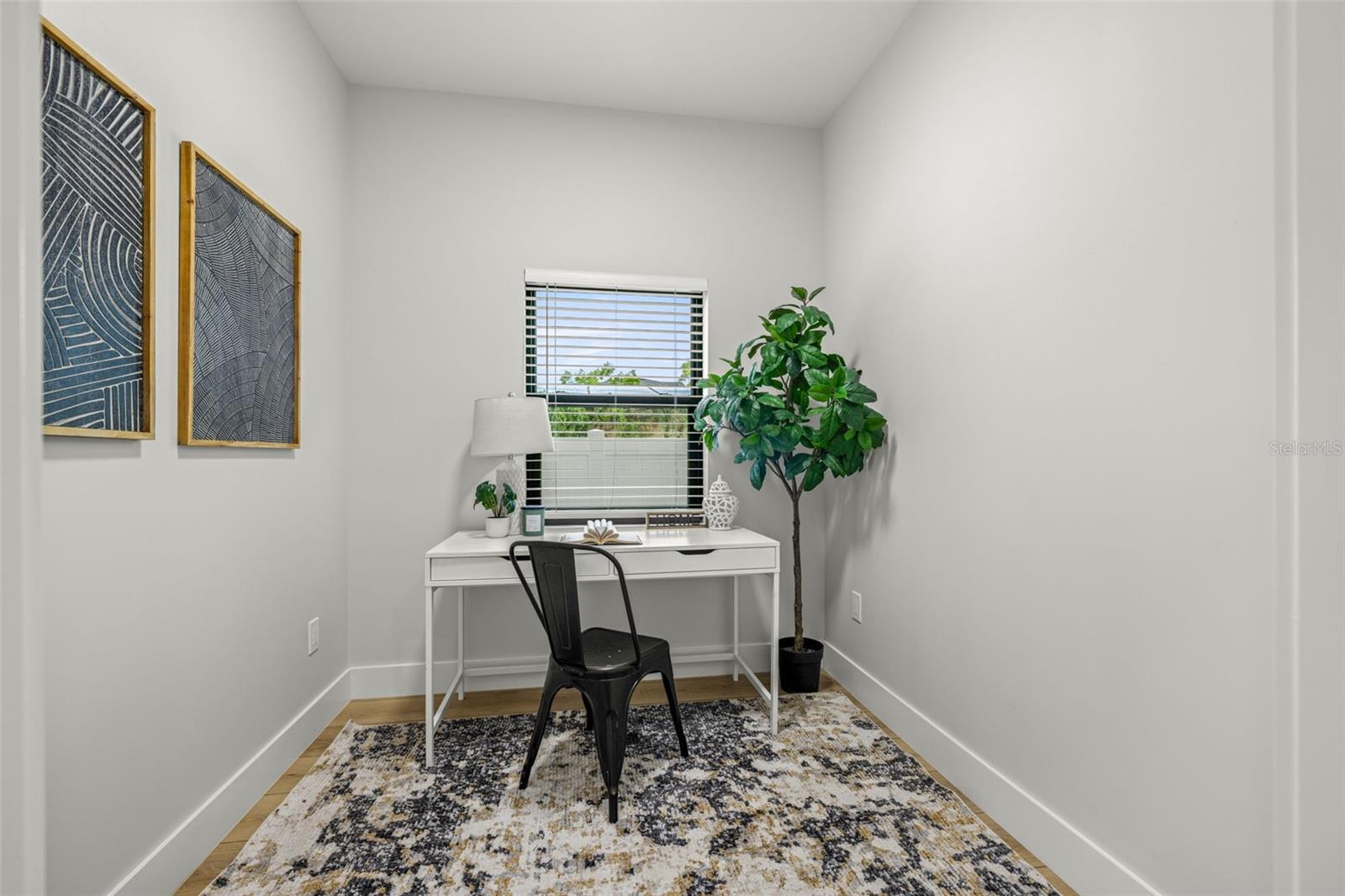 WESTSHORE PALMS - Residential