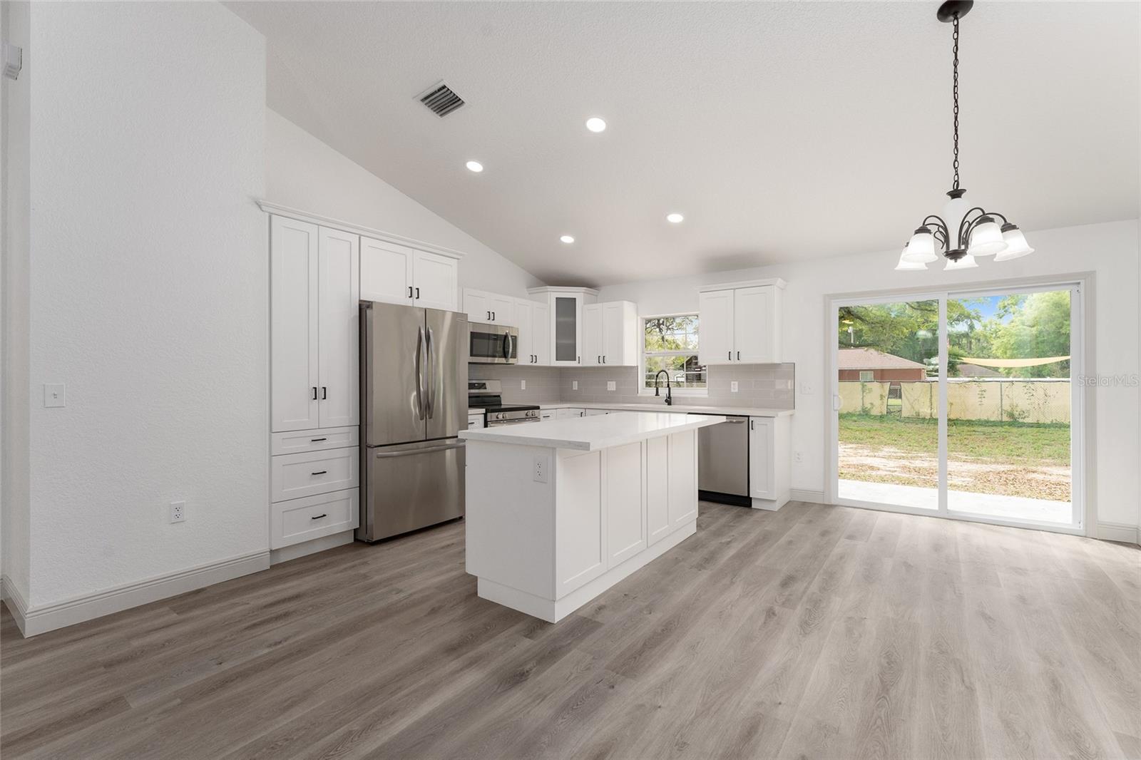 BELLEVIEW HEIGHTS ESTATES - Residential