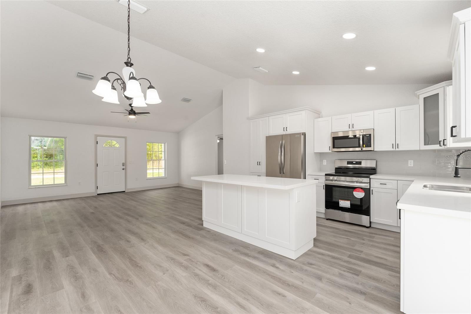 BELLEVIEW HEIGHTS ESTATES - Residential