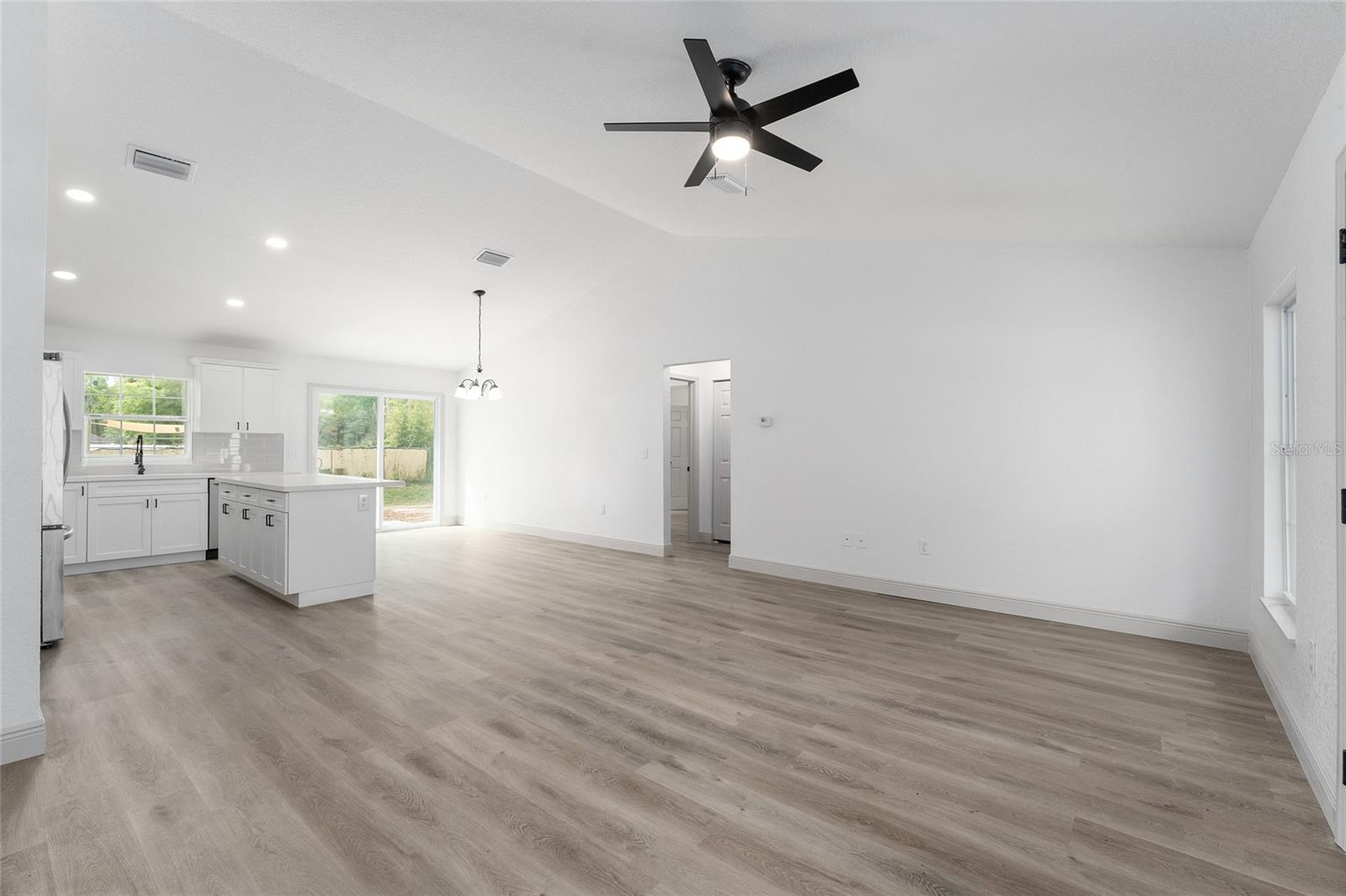 BELLEVIEW HEIGHTS ESTATES - Residential