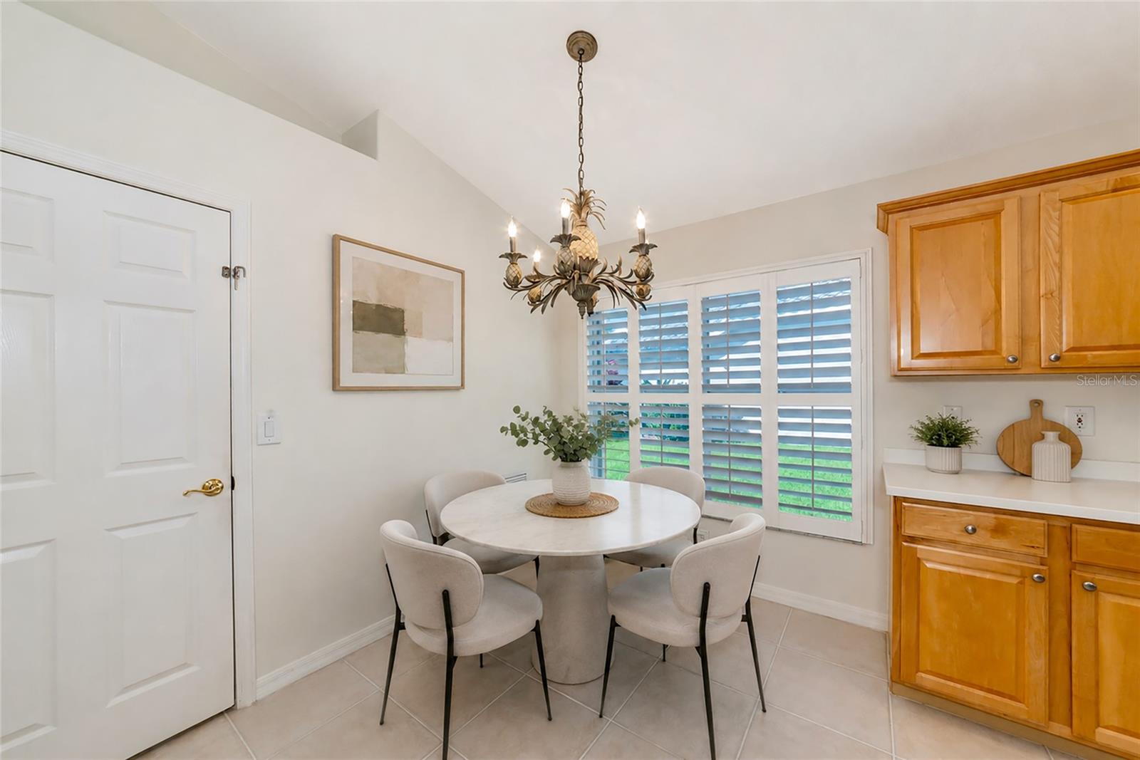 THE HAMPTONS - Residential