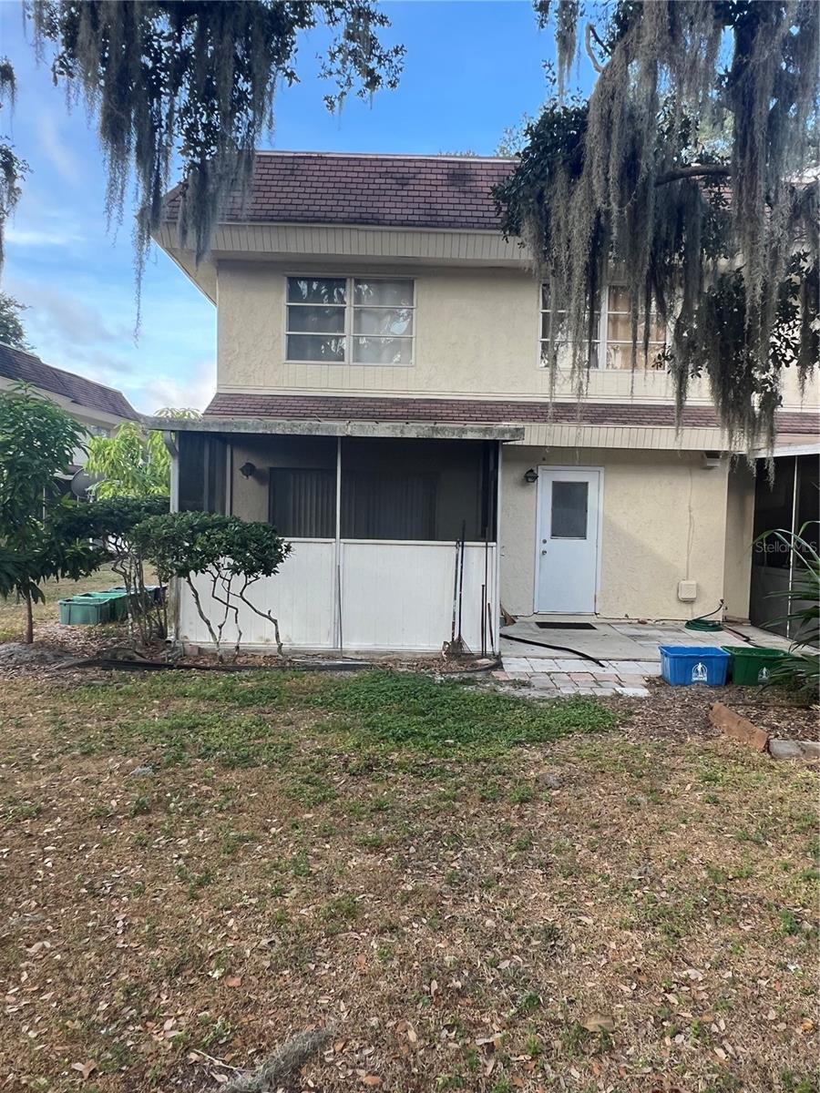 FAIRWAY OAKS - Residential
