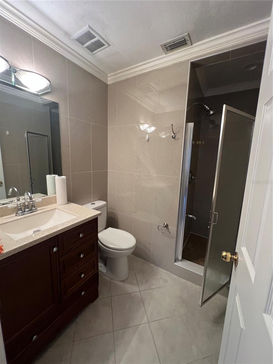 FAIRWAY OAKS - Residential
