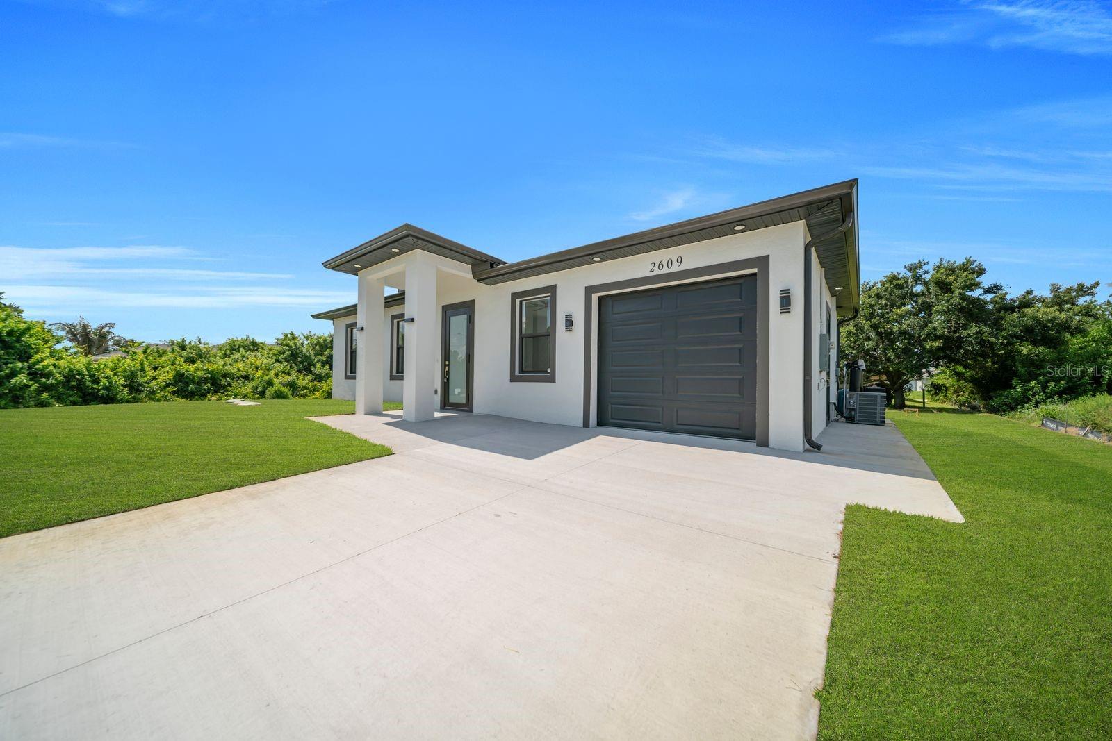 LEHIGH ACRES - Residential