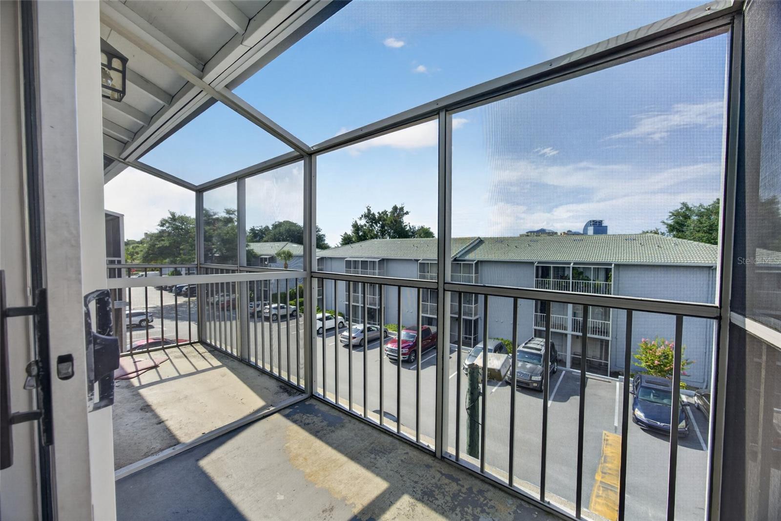 WATERSIDE AT CRANES ROOST A CONDO COMMUNITY - Residential