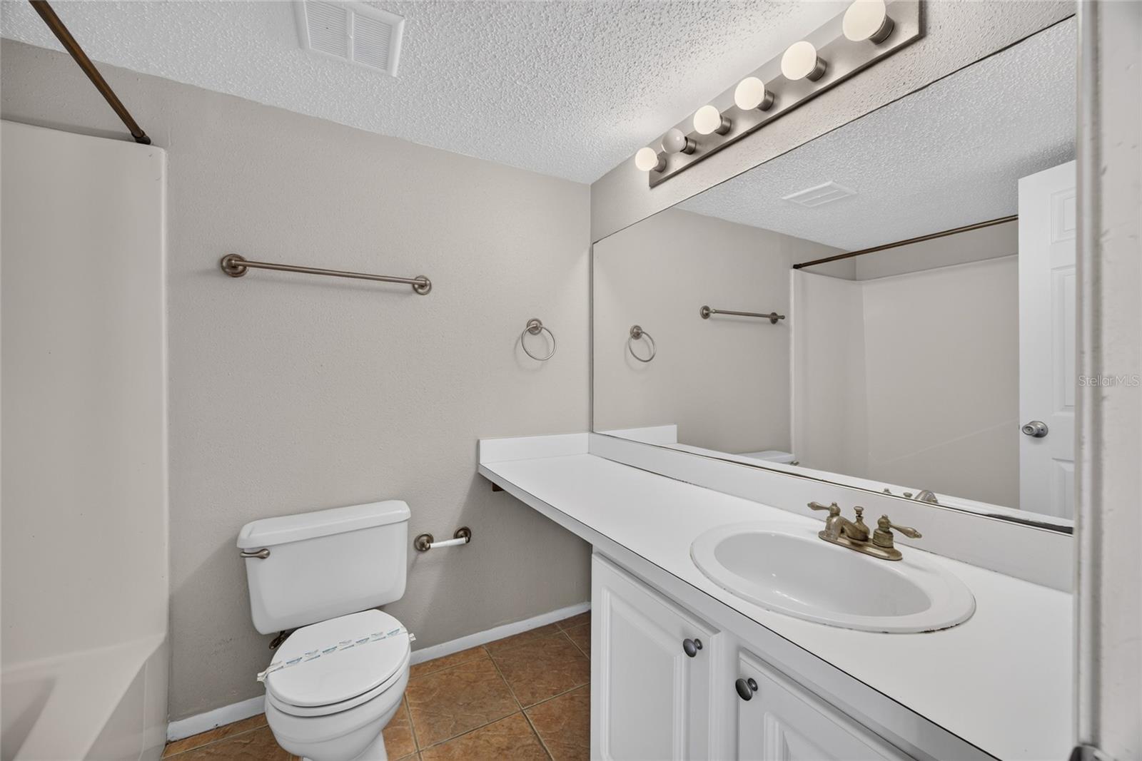 WATERSIDE AT CRANES ROOST A CONDO COMMUNITY - Residential