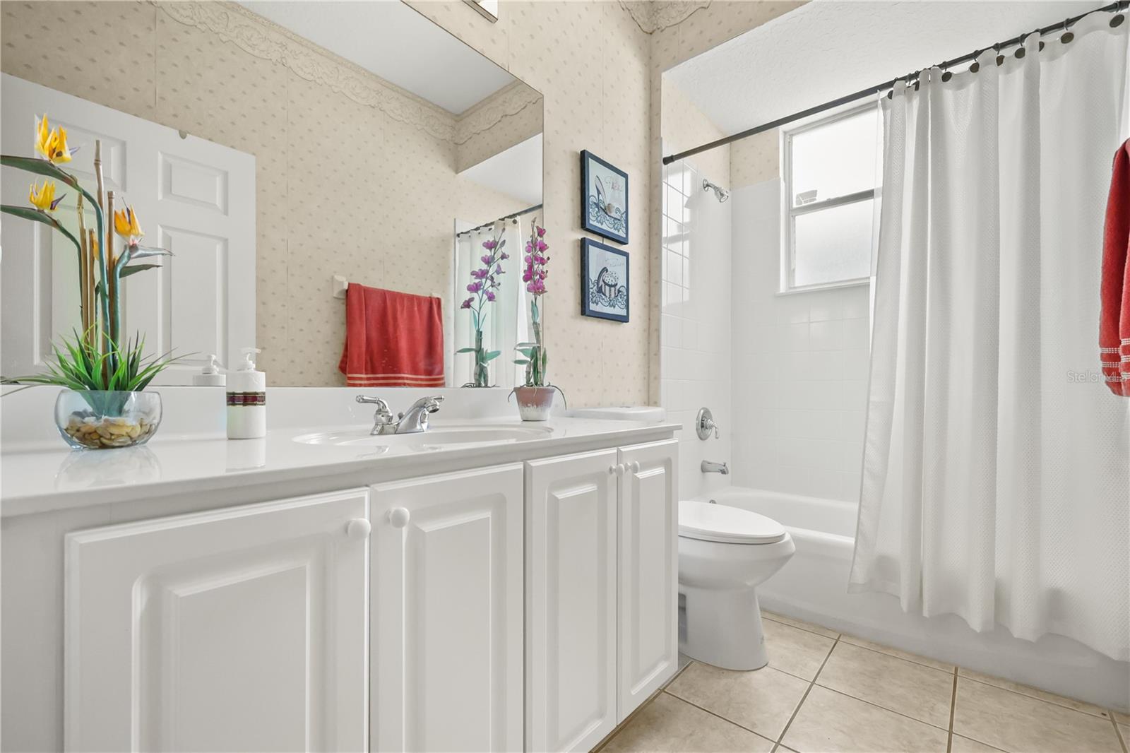 DEARCROFT AT LEGENDS - Residential