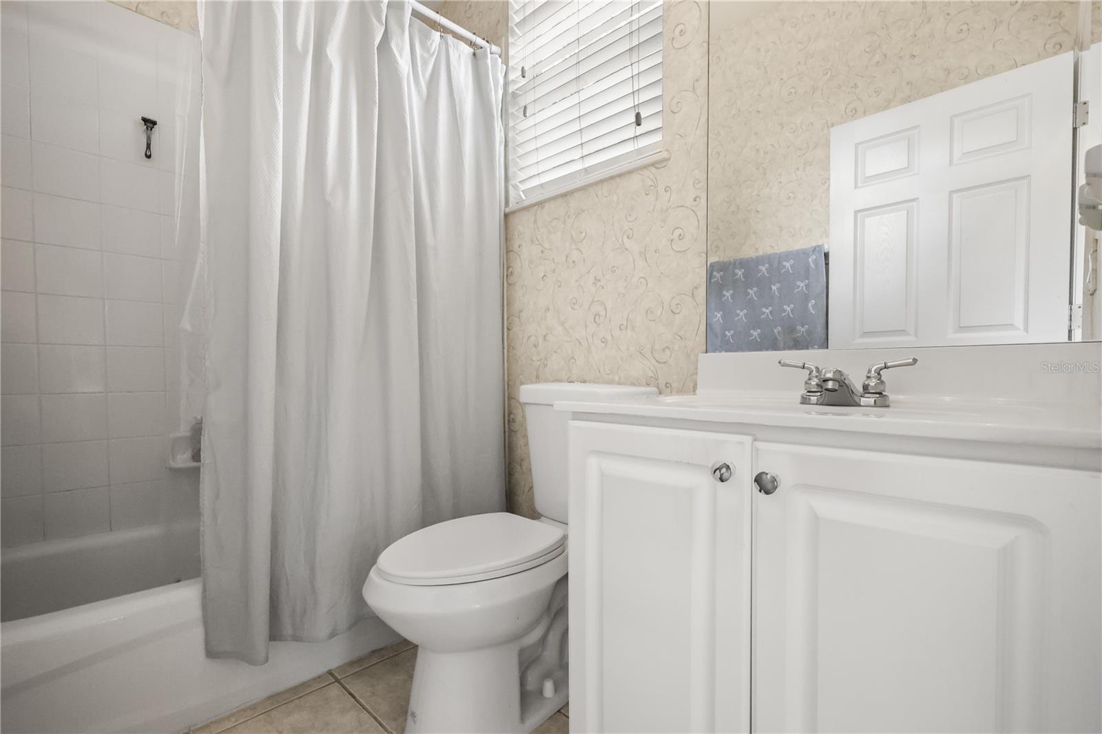 DEARCROFT AT LEGENDS - Residential