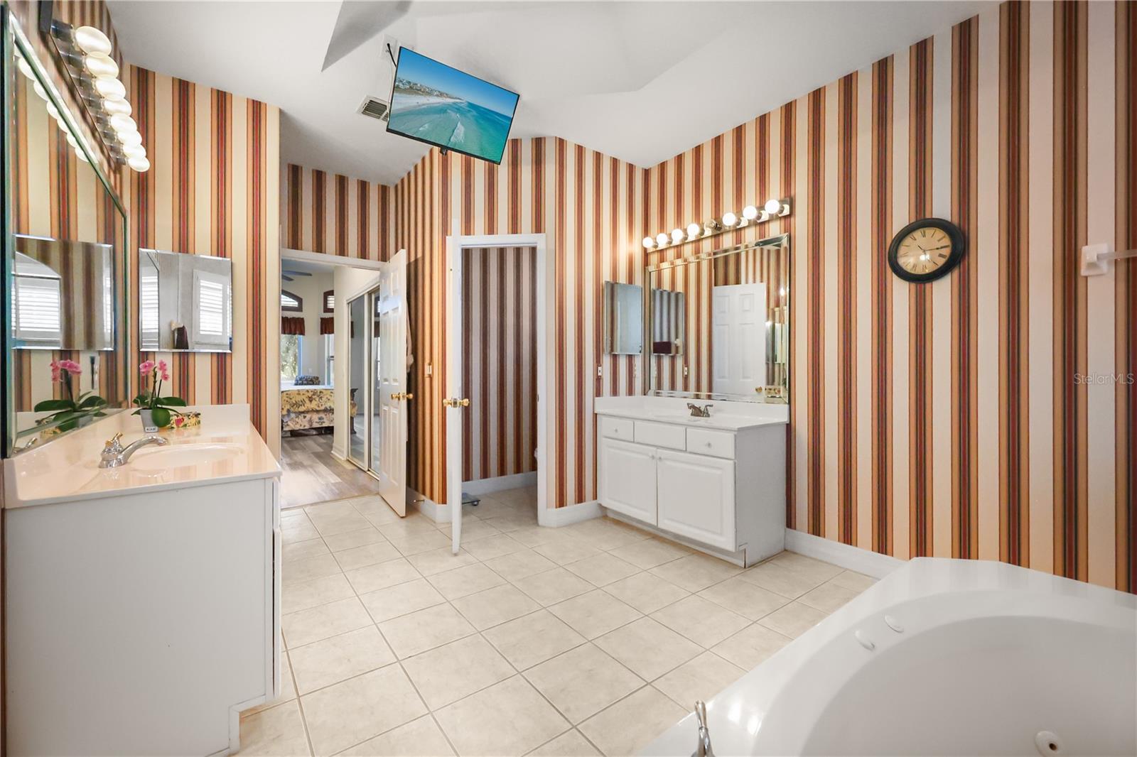 DEARCROFT AT LEGENDS - Residential