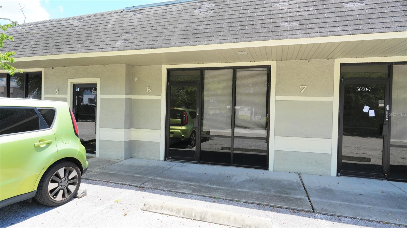 PINELLAS PARK - Commercial Lease