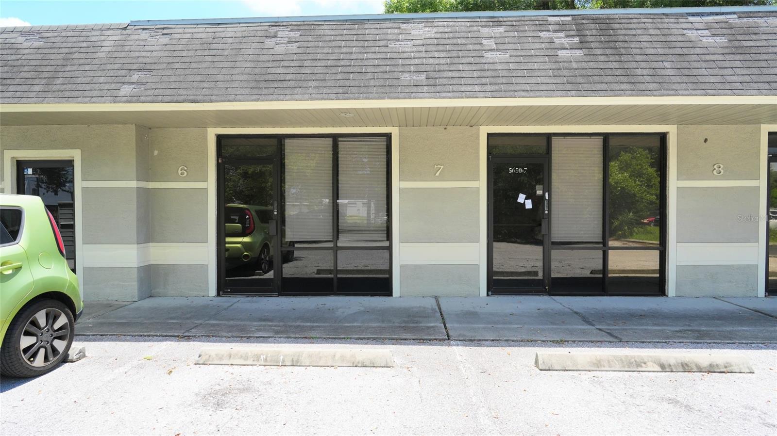 PINELLAS PARK - Commercial Lease