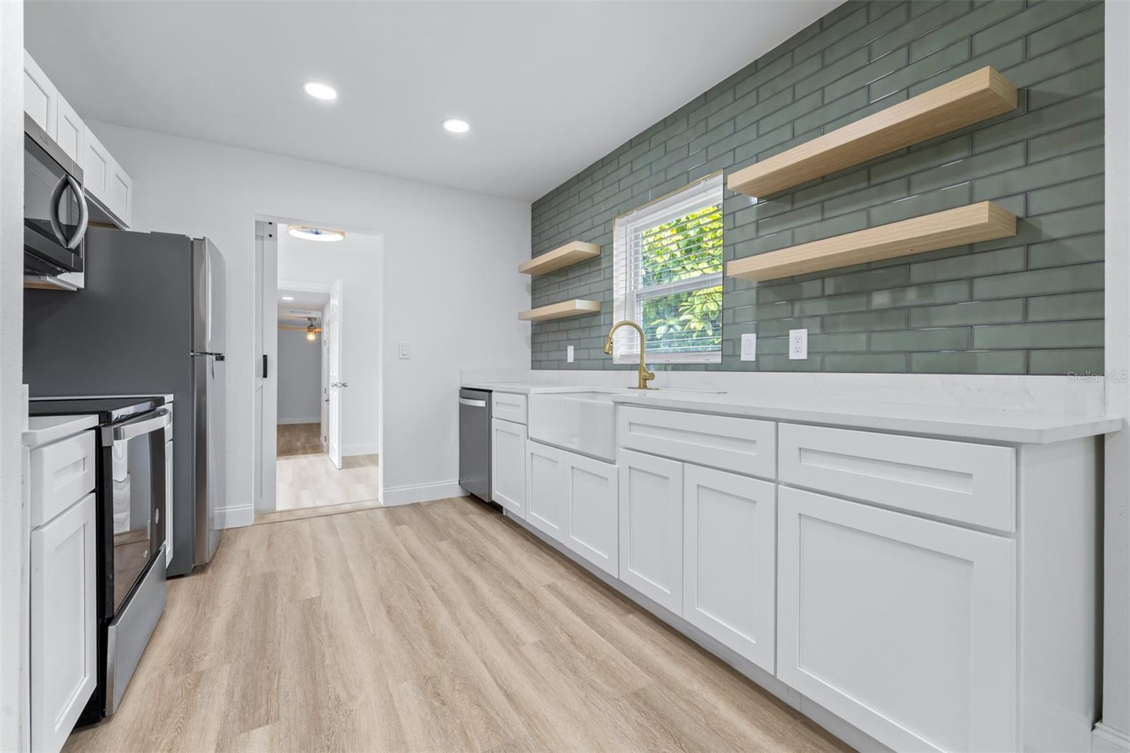 WELSHS LAKEVIEW - Residential