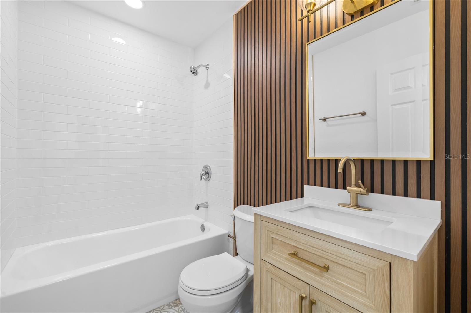 WELSHS LAKEVIEW - Residential