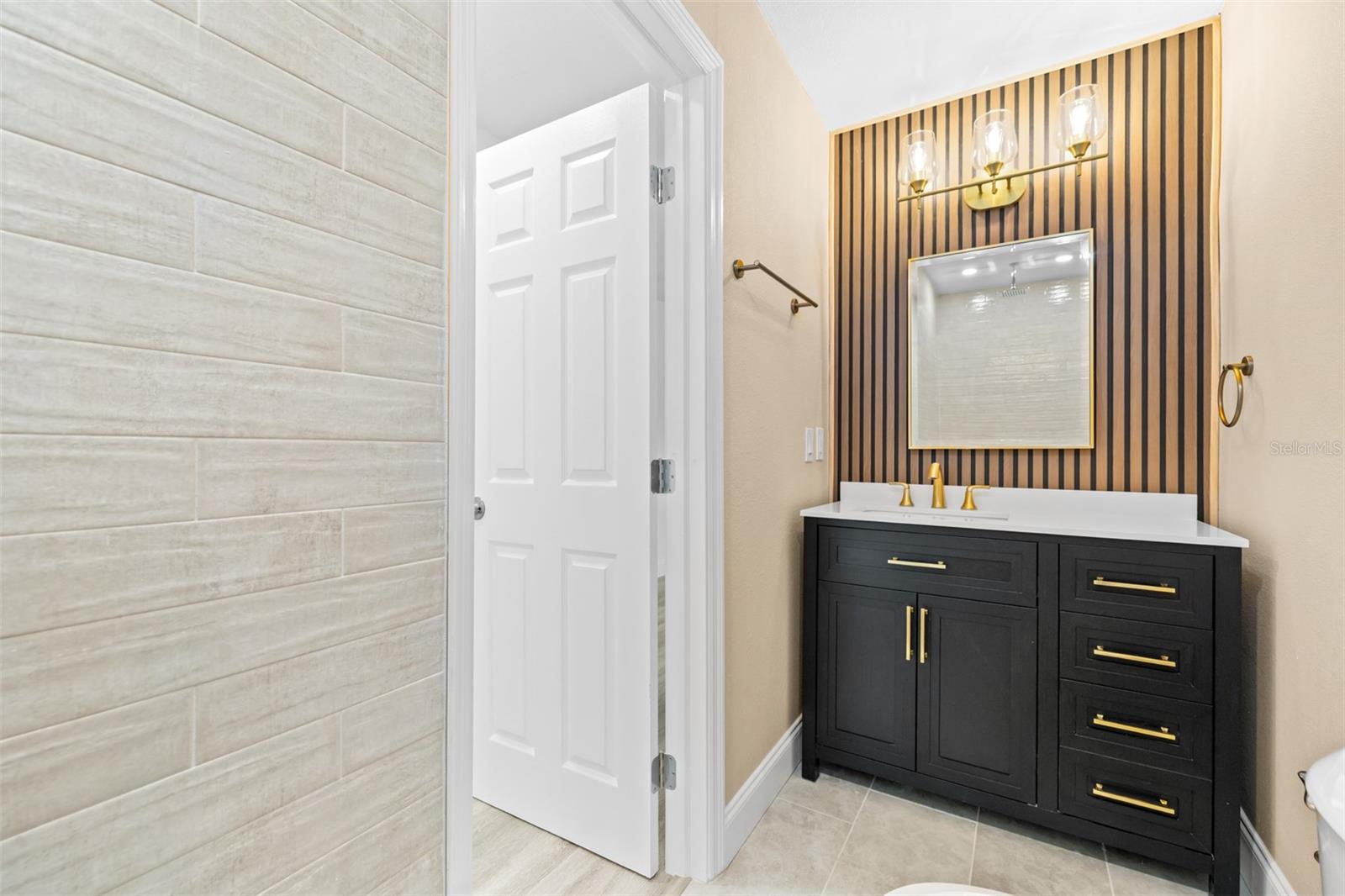 WELSHS LAKEVIEW - Residential