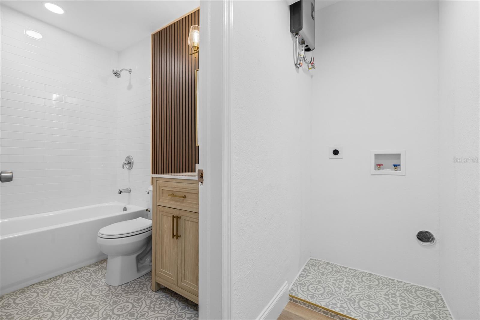 WELSHS LAKEVIEW - Residential
