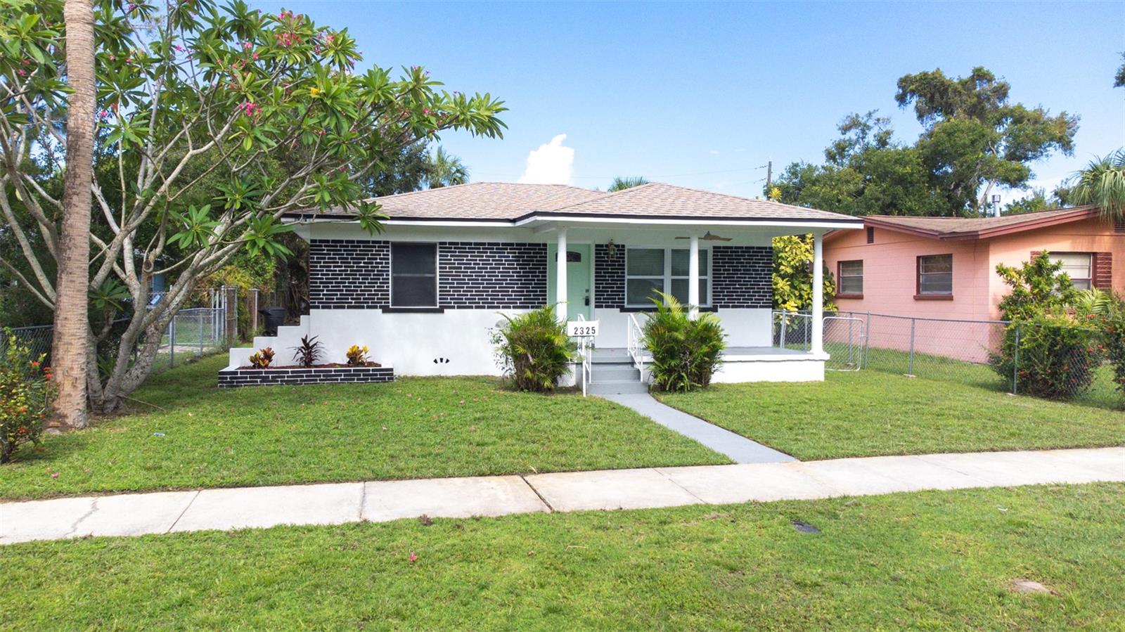 WELSHS LAKEVIEW - Residential