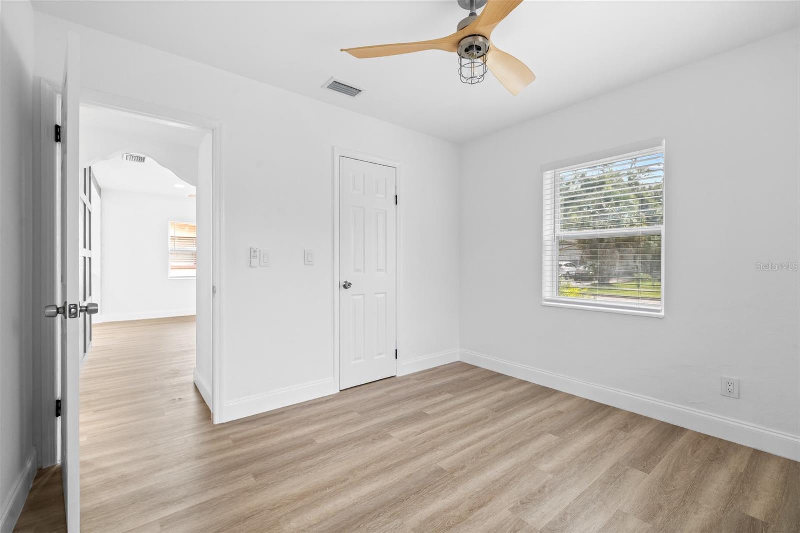 WELSHS LAKEVIEW - Residential