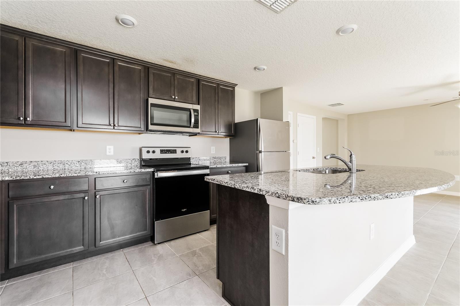 POINCIANA NBRHD 02 VILLAGE 08 - Residential Lease