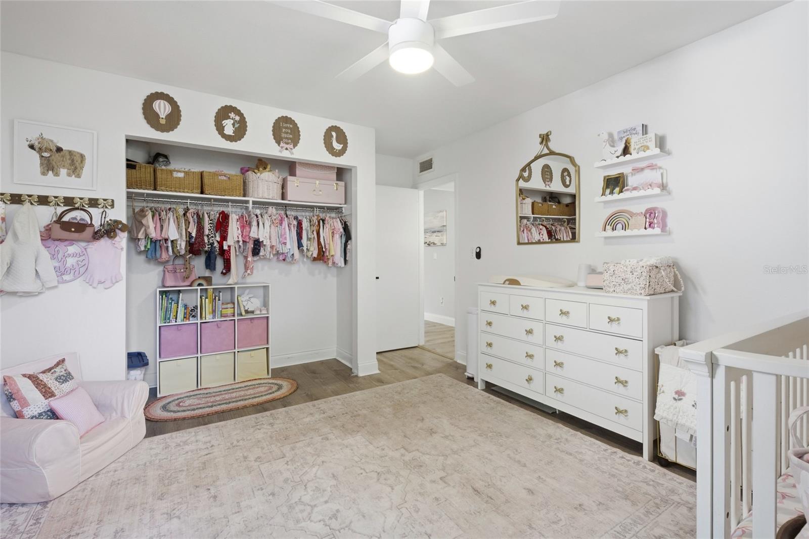 COLLEGE PARK ARMS CONDO - Residential