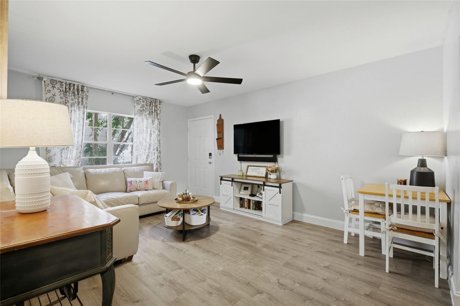 COLLEGE PARK ARMS CONDO - Residential