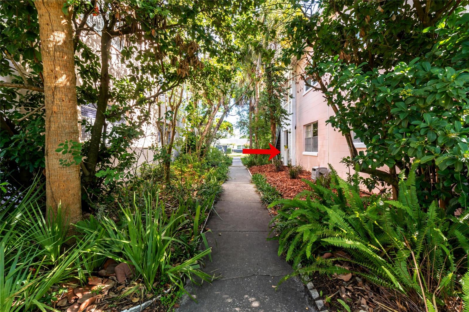 COLLEGE PARK ARMS CONDO - Residential