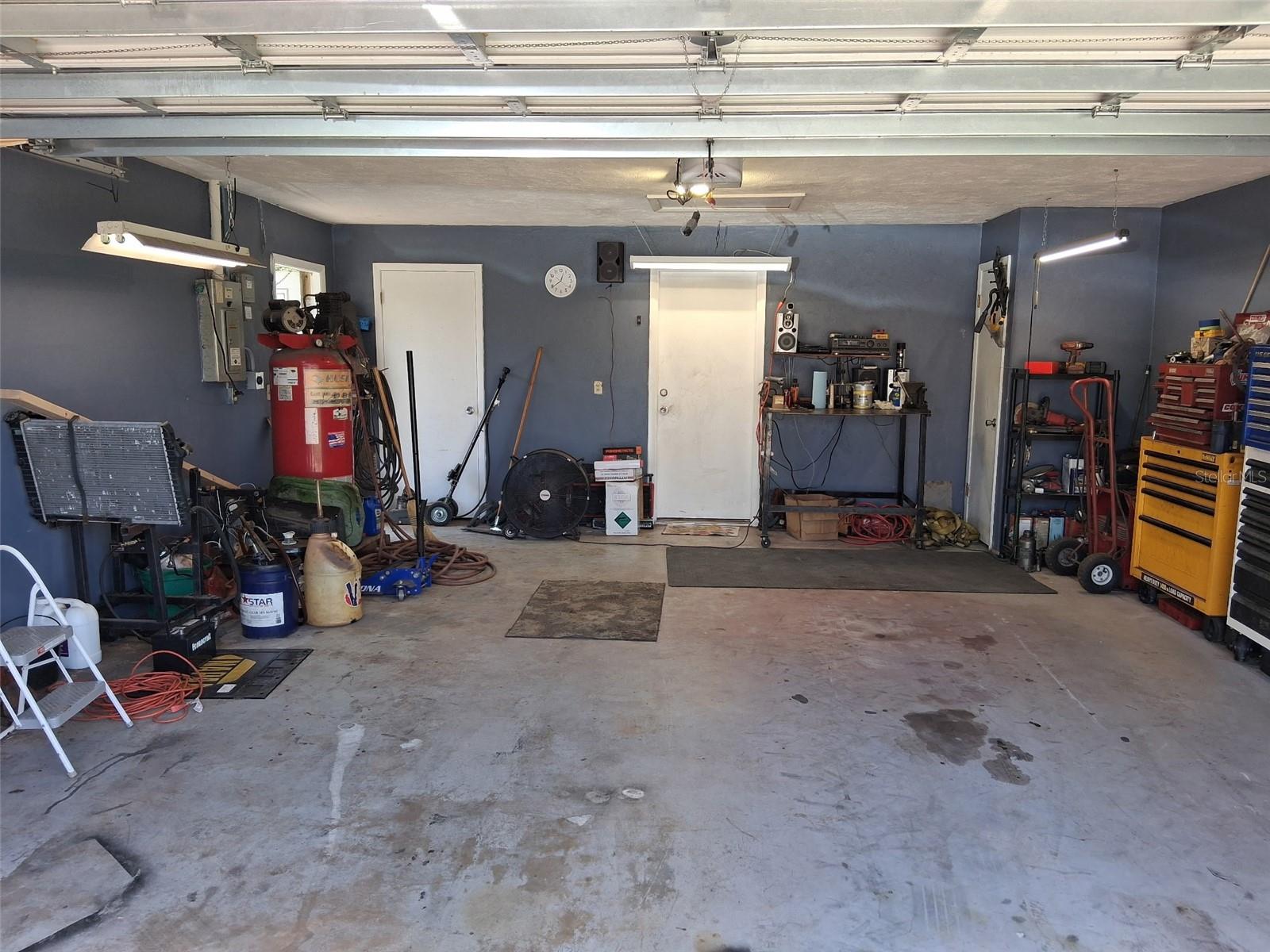 BEVERLY HILLS UNIT 06 SEC 02 - Residential