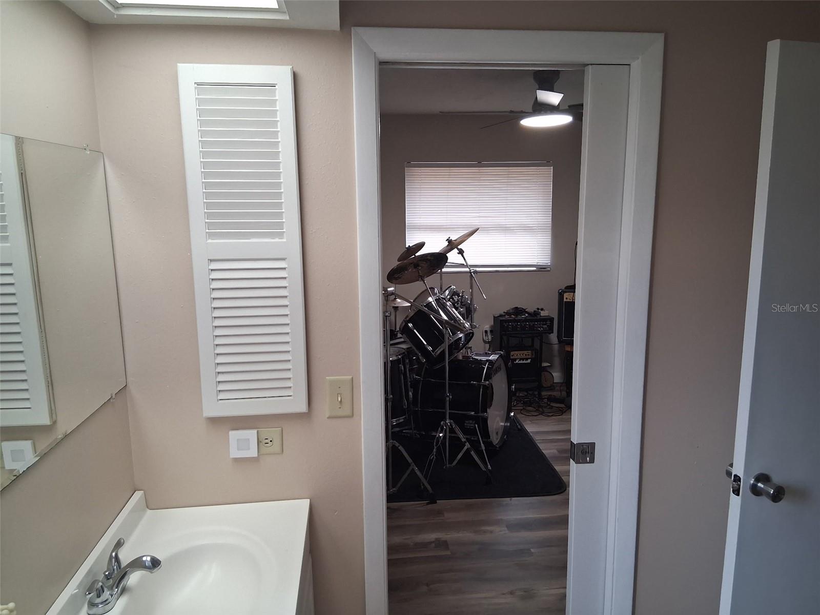 BEVERLY HILLS UNIT 06 SEC 02 - Residential