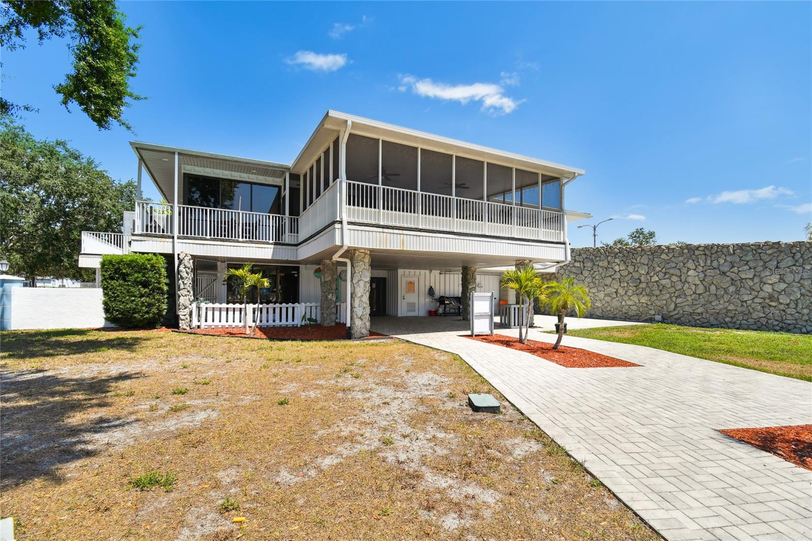 CLUB VILLAS CONDO - Residential