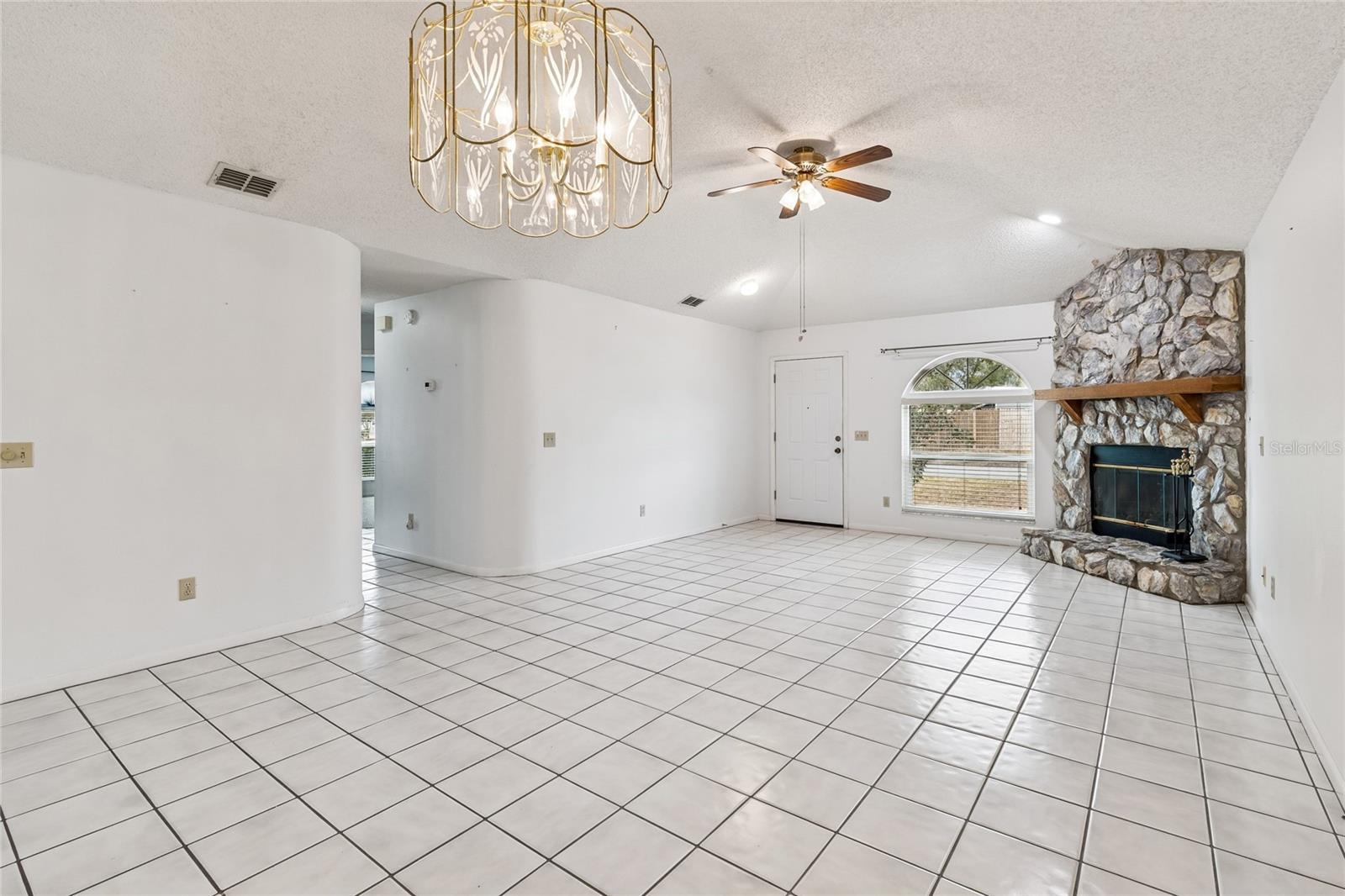CLUB VILLAS CONDO - Residential
