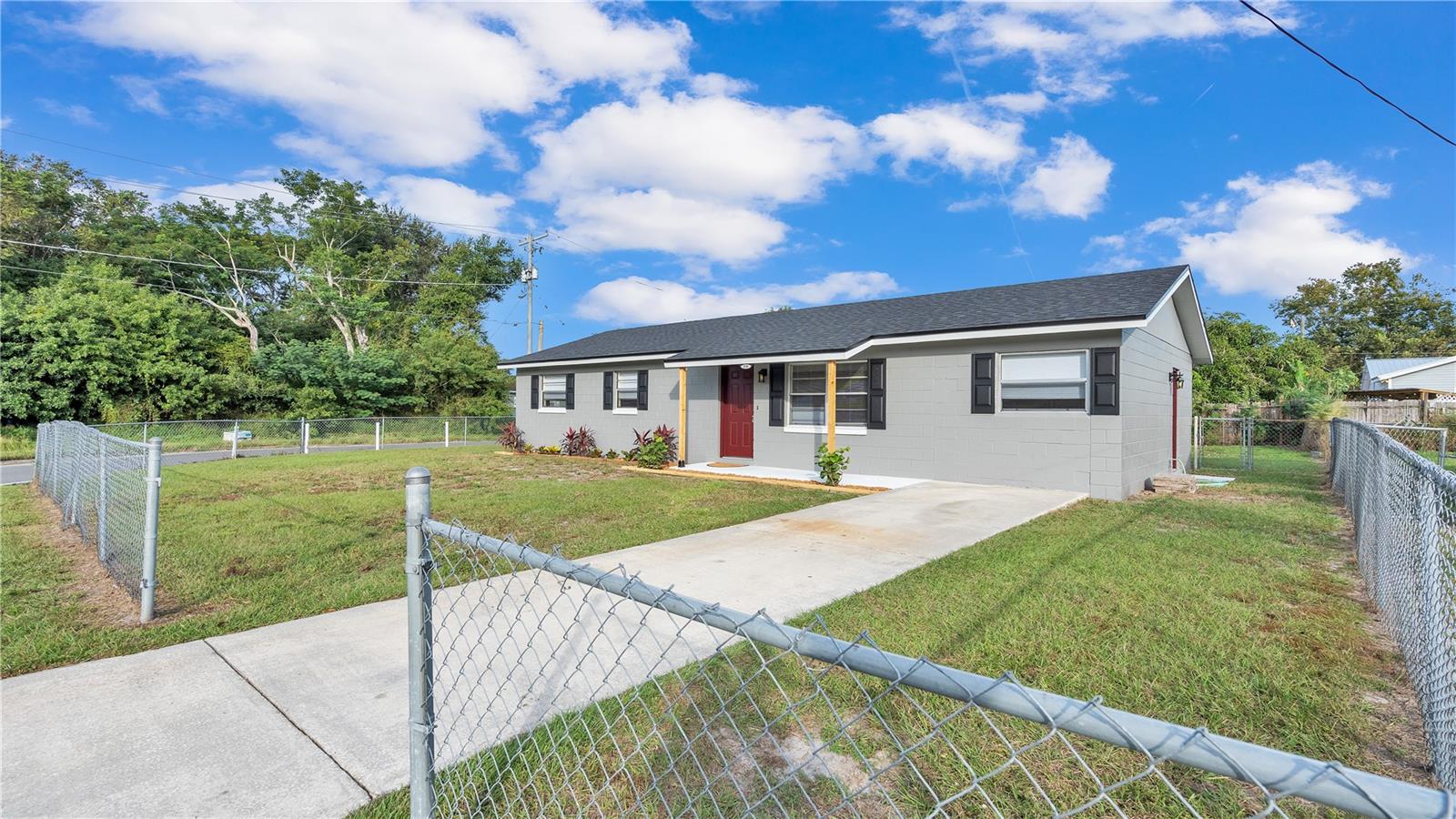 CAREFREE COVE - Residential