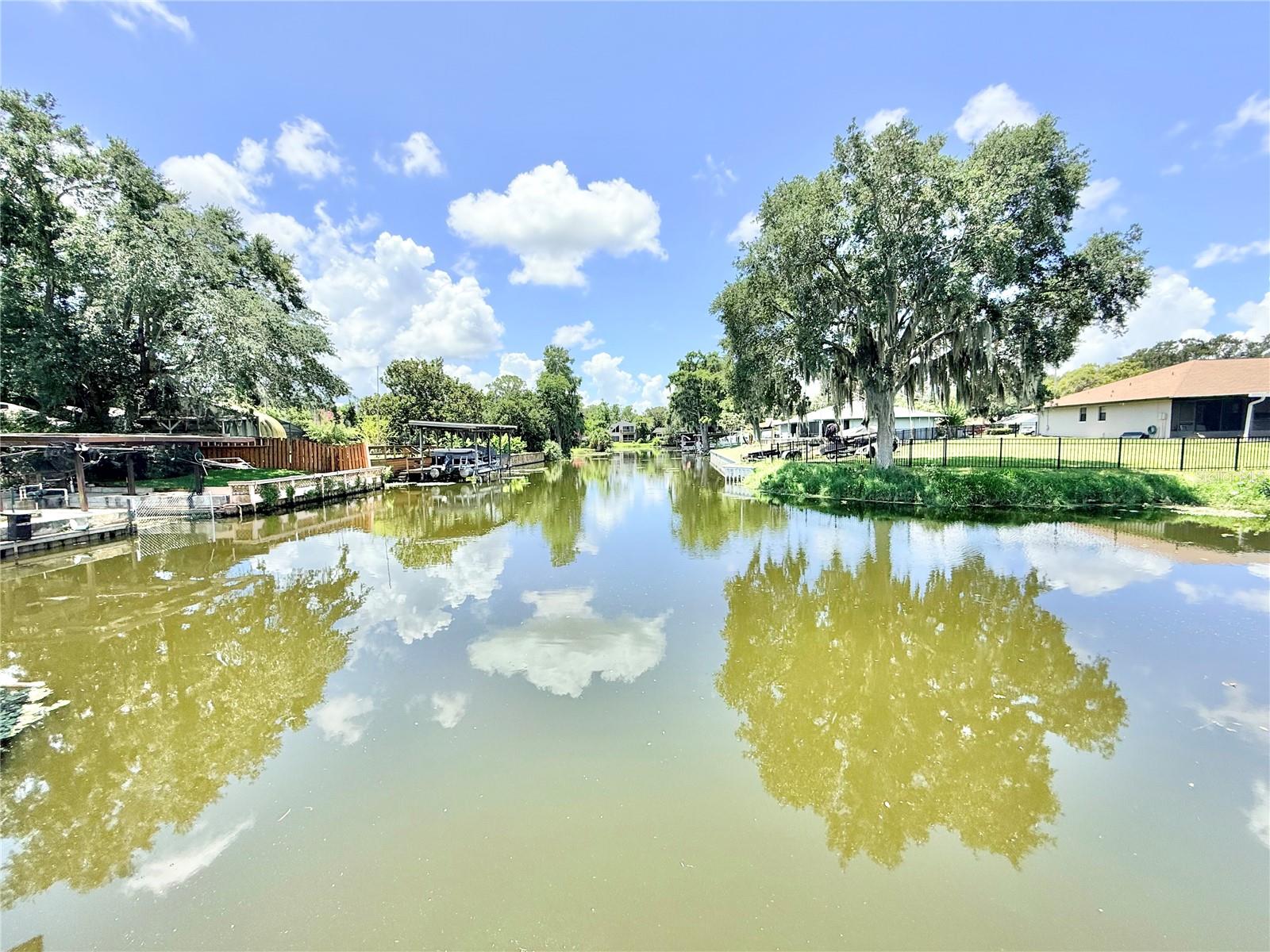 TAVARES VISTA DEL LARGO WATER PLANT SITE - Residential