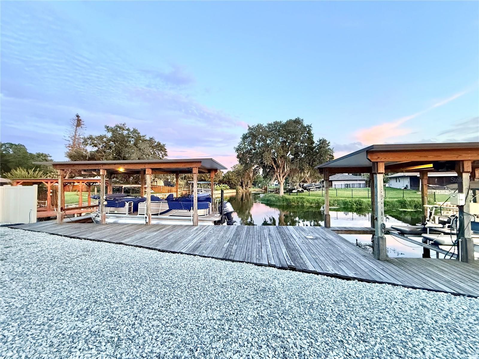 TAVARES VISTA DEL LARGO WATER PLANT SITE - Residential
