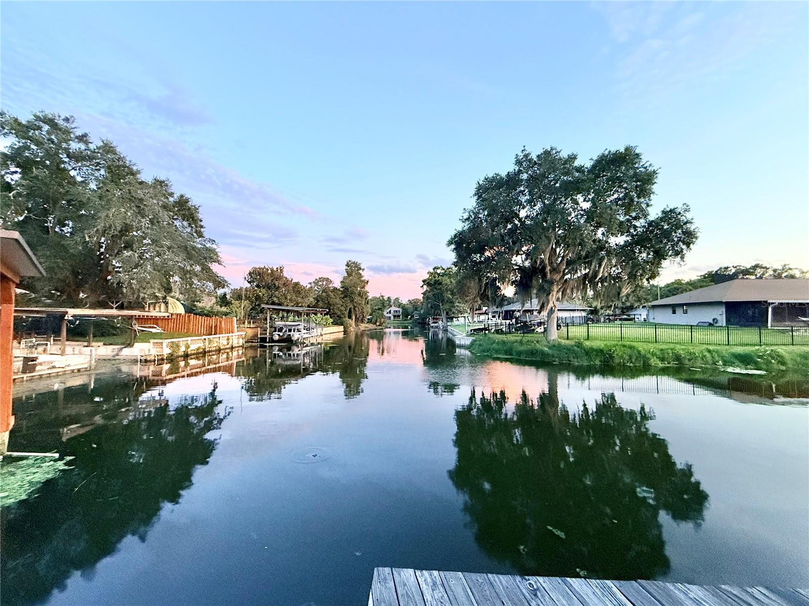 TAVARES VISTA DEL LARGO WATER PLANT SITE - Residential