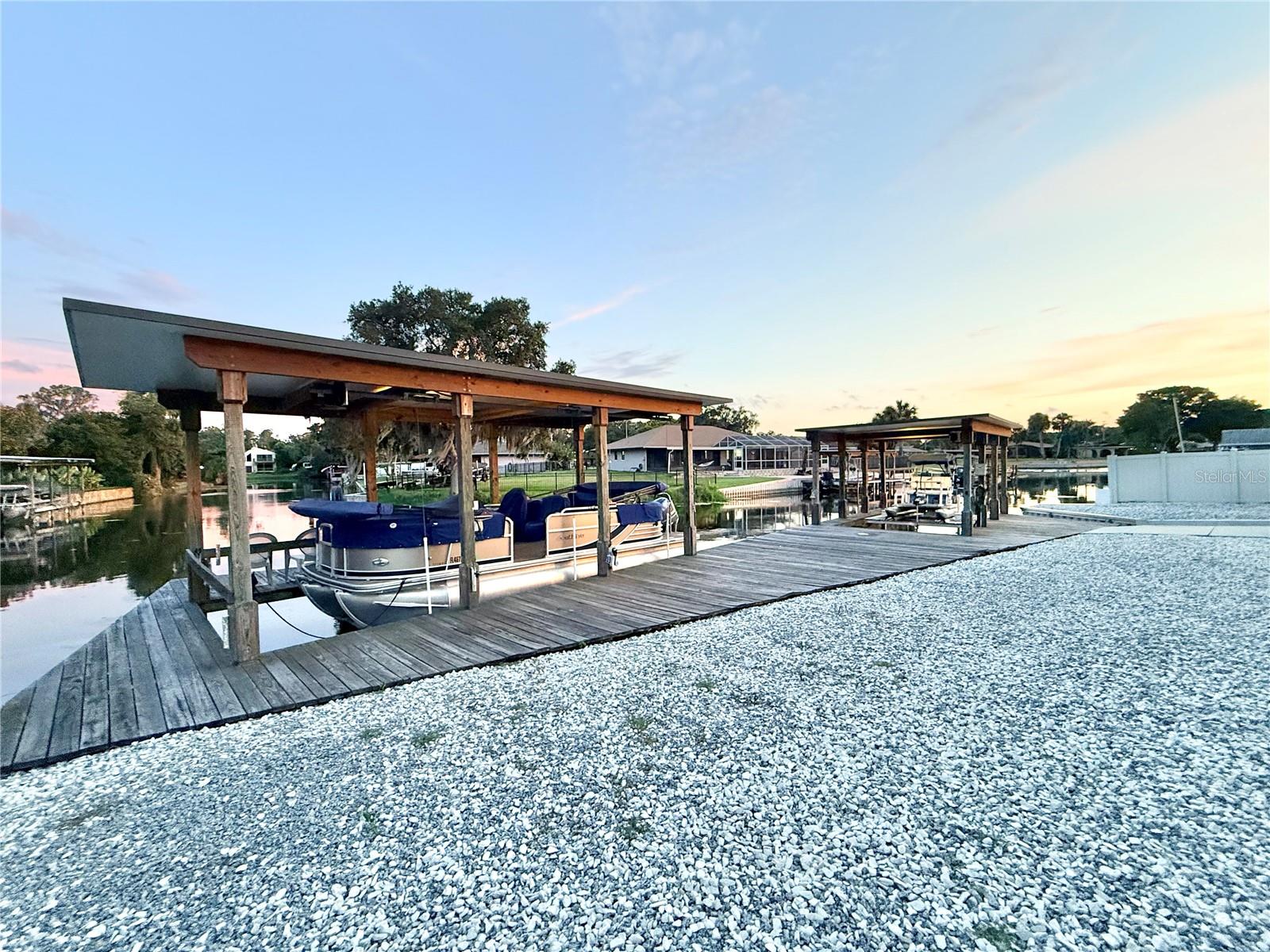 TAVARES VISTA DEL LARGO WATER PLANT SITE - Residential