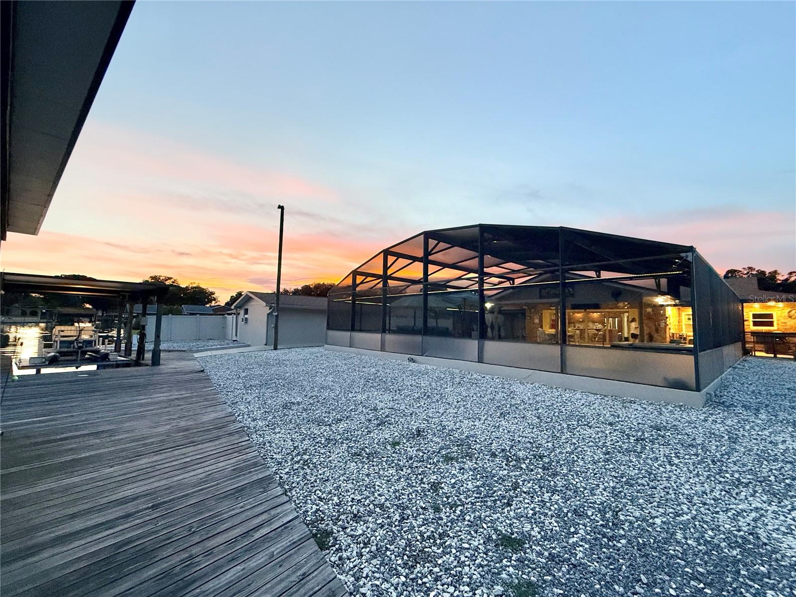 TAVARES VISTA DEL LARGO WATER PLANT SITE - Residential