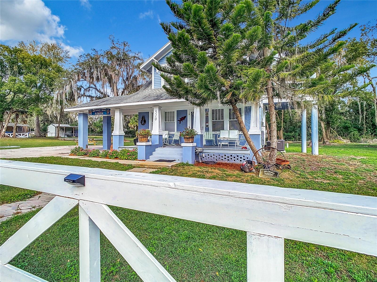 SEFFNER PARK - Residential